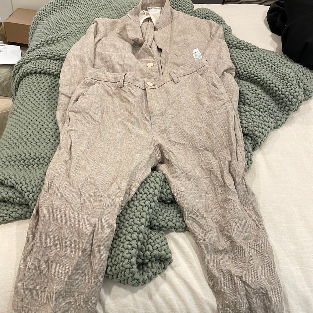 Zara Man Beige Plaid Matching Suit Set